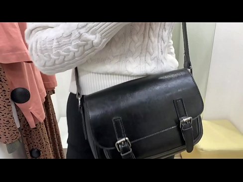 ❤️ Јавна мастурбација младе кучке ФералБерри са дилдом у соби за мерење Секс видео код нас sr.osagoassist.ru ❌